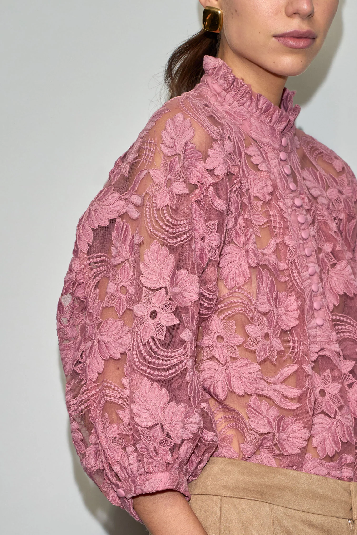 new artistry: signature lace